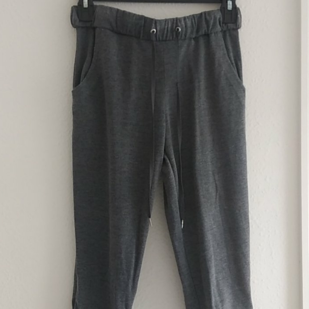 Gray Caprese Sweatpants